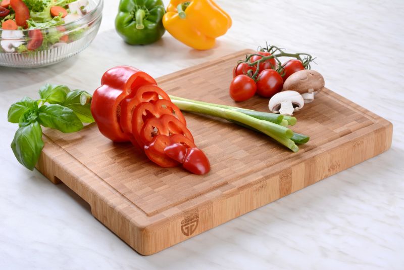Schneidbrett aus Bambus (40x30cm)